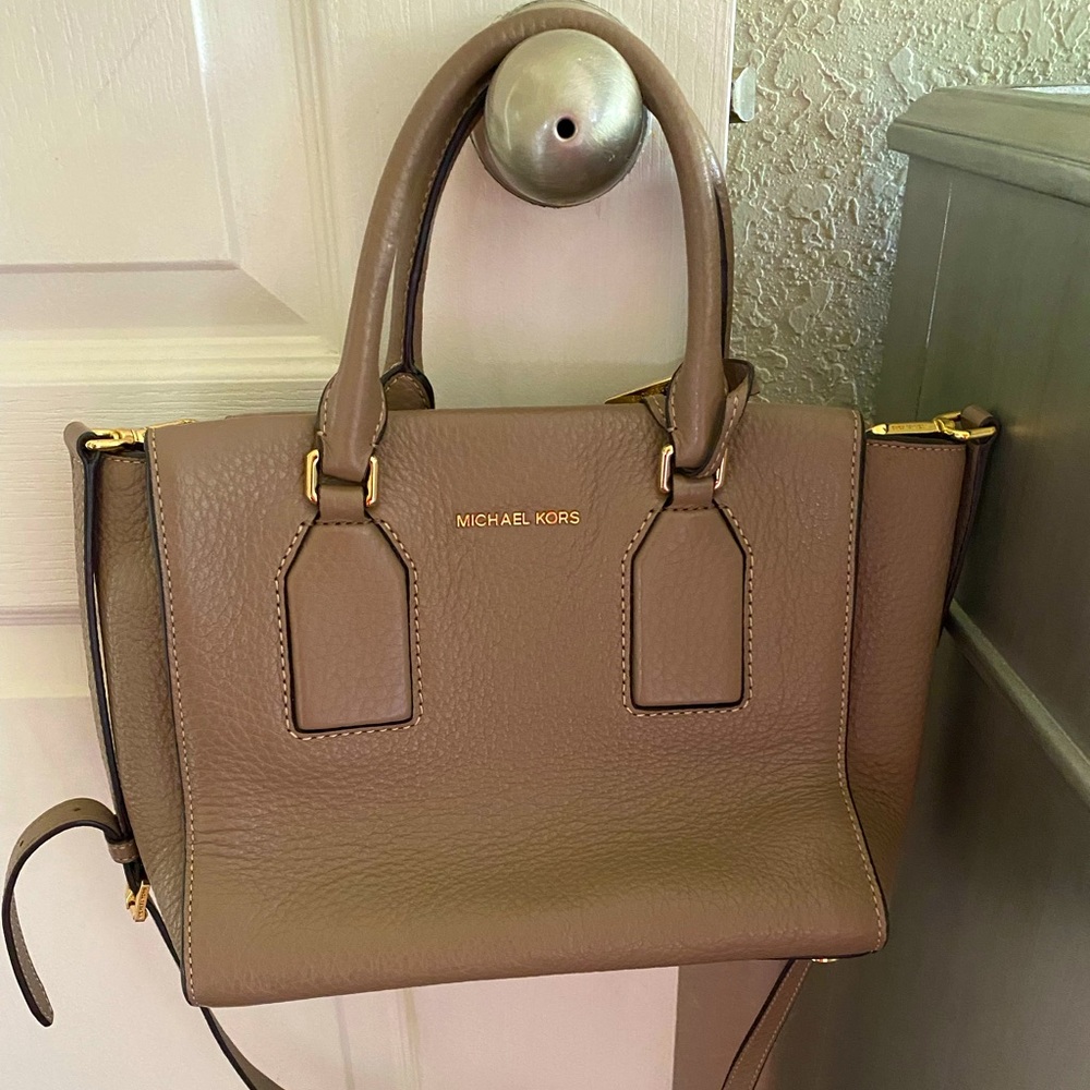 Michael Kors purse